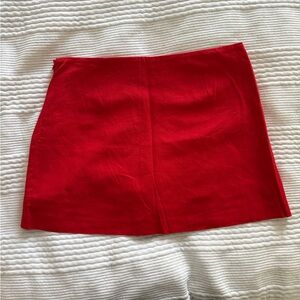 GAP Vibrant Linen Red Mini Skort